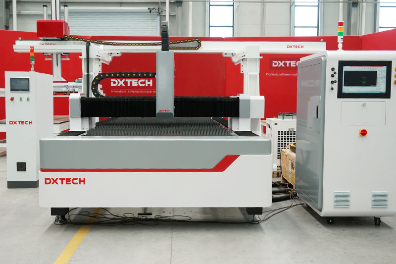 Máquina De Corte Por Láser De Fibra Con Alimentación Automática Serie